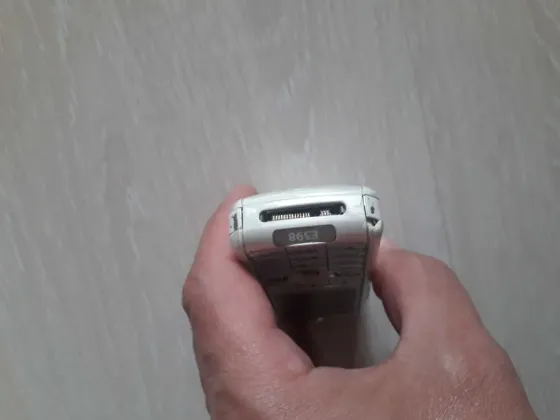 в коллекцию Motorola E398 белый Донецк