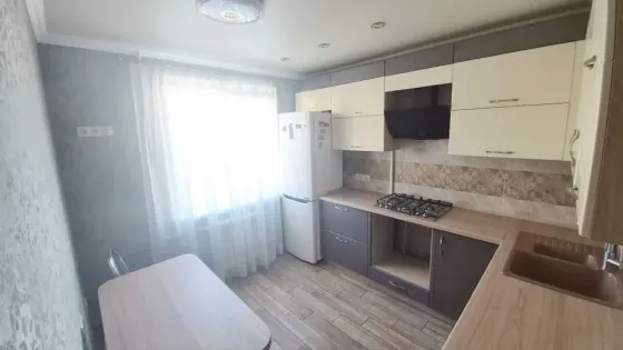 Продажа 3 комнатной квартиры в Пролетарском районе города Донецка Донецк