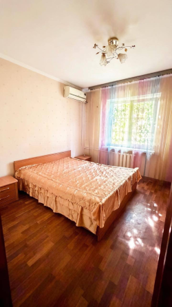 Продажа 2 комн. кв., ул. Стадионная (ориентир Цирк) Донецк