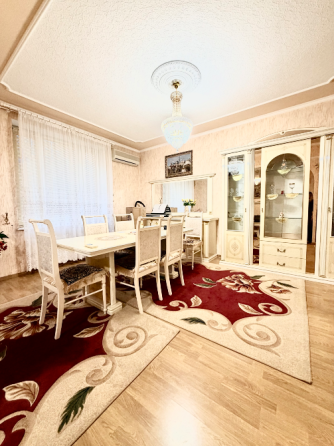 Продажа 3-комнатной квартиры. Ориентир Театр юного зрителя. Макеевка
