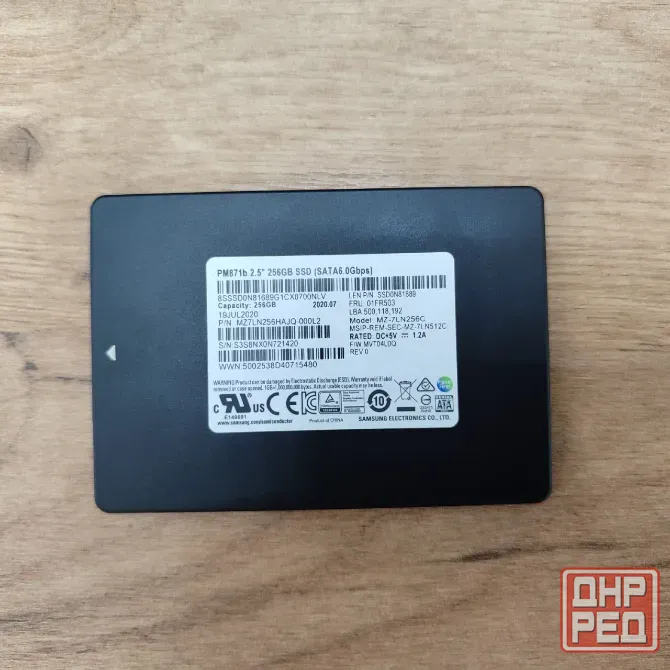 SSD Samsung pm871b Донецк - изображение 1