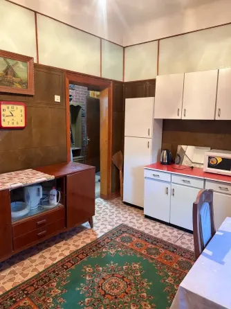 Продается сталинка в самом центре Донецка Донецк