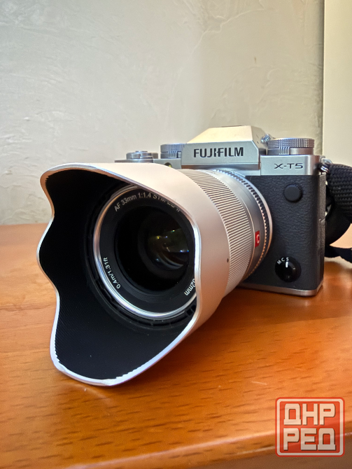 Продам Fujifilm X-T5+объектив+вспышка+ доп.батареи Донецк - изображение 1