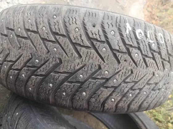 зимние шины бу 185/60/15 nokian Старобешево