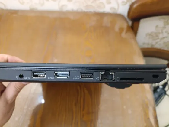 Lenovo ThinkPad T480 (i5-8250U, Full HD, 8Gb DDR4, SSD 256Gb, две батареи) Макеевка