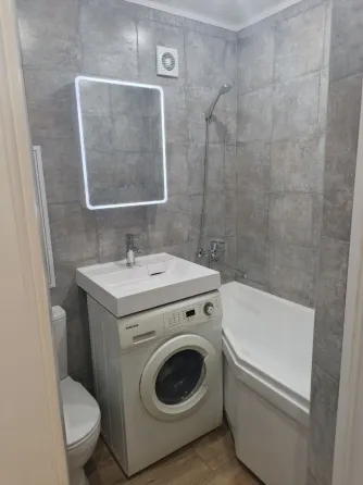 Продам 1-комнатную квартиру в Кировском районе, Тектильщик, Петровского. После Капитального Ремонта Донецк