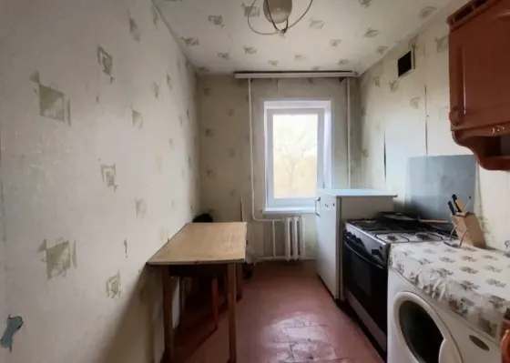 Продается 1-комнатная квартира в Ленинском районе Донецка. Донецк