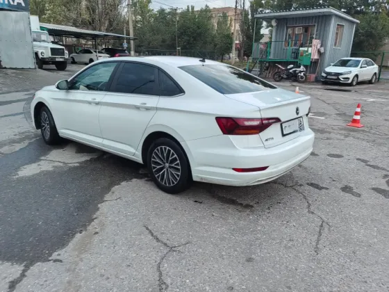 Volkswagen Jetta(7) R-Line год-219 Донецк