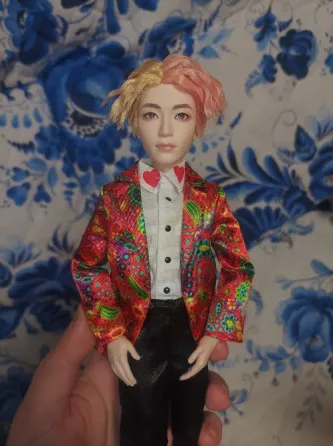 Кукла V BTS Донецк