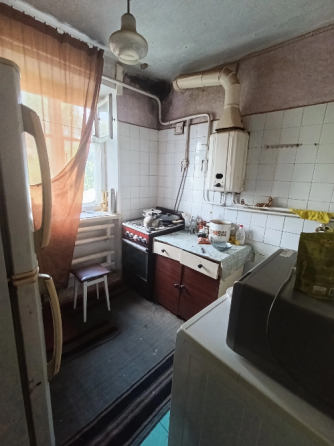 Срочно продам квартиру 2 комнатную 1/4 Город Харцызск, ул. Сеченова Харцызск