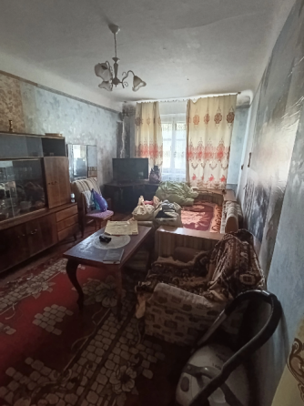 Срочно продам квартиру 2 комнатную 1/4 Город Харцызск, ул. Сеченова Харцызск