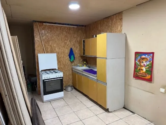 Продам газифицированный дом 81 кв.м., 7 сот приват. земли, Макеевка, Горняцкий район Макеевка