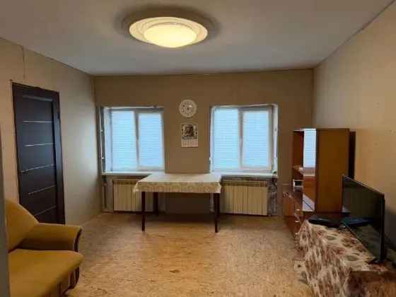 Продам газифицированный дом 81 кв.м., 7 сот приват. земли, Макеевка, Горняцкий район Макеевка