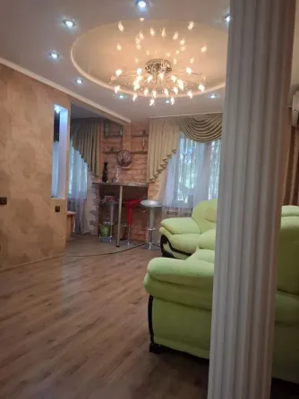 Продам хорошенькую 3 комнатную квартиру магистральный Донецк