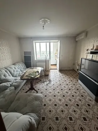 Продам квартиру ул.Лазо 3 комнаты Макеевка