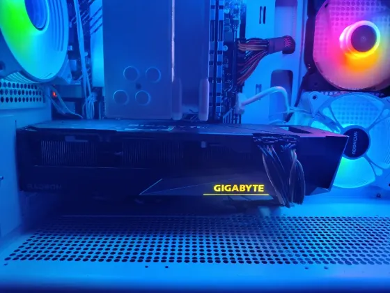 GIGABYTE AMD Radeon RX 6800 GAMING OC. Донецк