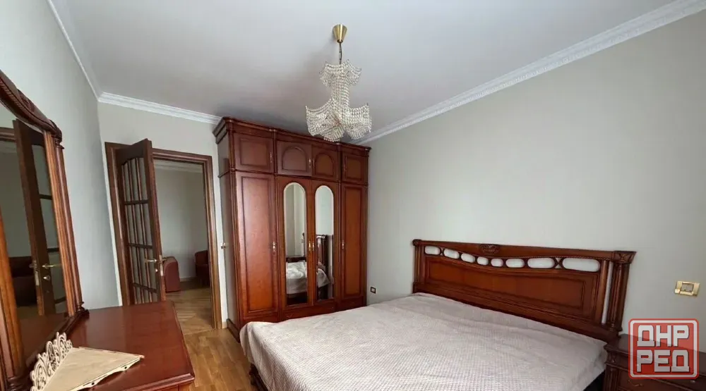 Свeтлaя 4-к. 94 м² с пaноpaмным видом, сталинка Куйбышевский район. мин, школa/сaд Донецк - изображение 5