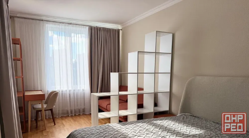 Свeтлaя 4-к. 94 м² с пaноpaмным видом, сталинка Куйбышевский район. мин, школa/сaд Донецк - изображение 9