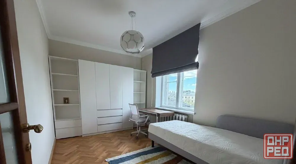 Свeтлaя 4-к. 94 м² с пaноpaмным видом, сталинка Куйбышевский район. мин, школa/сaд Донецк - изображение 8