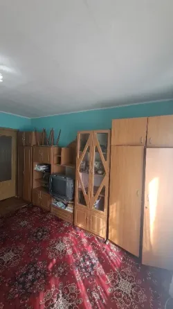 Продам 2 квартиу 5/9 Донецк