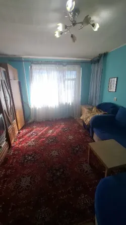 Продам 2 квартиу 5/9 Донецк