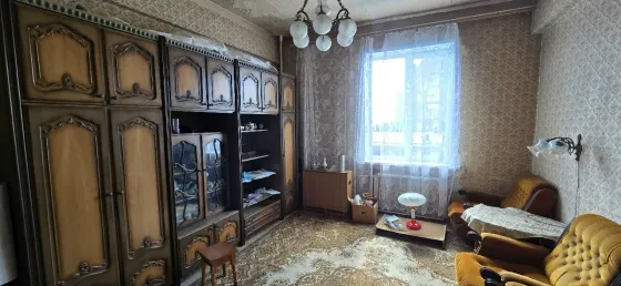 Продам 3-комн. квартиру Сталинку в самом центре Макеевки. Макеевка