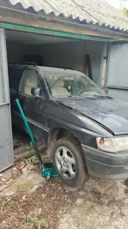 Продам Форд эскорт Макеевка