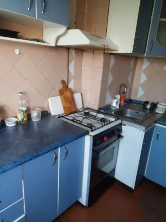 Продам 3 ком. квартиру на Бирюзова 2 Донецк