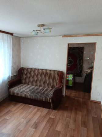Продам 1/4 дома на Первооткрывателей Донецк