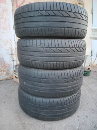 Продаю комплект летней резины 255 60 17 Донецк
