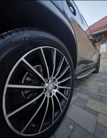 Mercedes Benz GLE350 Торез
