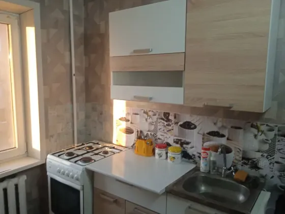 Собственник сдам 1к квартиру Макеевка