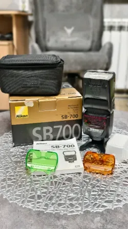 Продам вспышку на Nikon SB-700 Макеевка