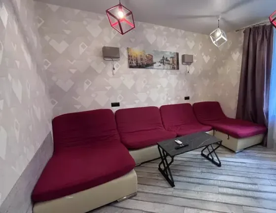 Сдам 3-комнатную квартиру в Кировском районе! Текстильщик Донецк