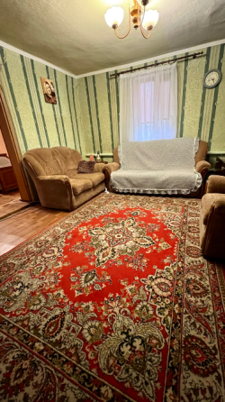 Дом,в центре Калининского района,улица Ефремого.Донецк Донецк