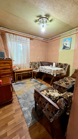 Дом,в центре Калининского района,улица Ефремого.Донецк Донецк