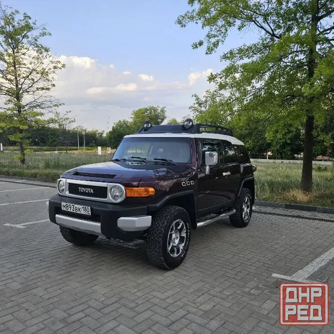 Продажа автомобиля в хорошем состоянии, Toyota FJ Cruiser. Донецк - изображение 1