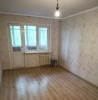 Продам 2-х комн. 2/5 Калининский район Донецк
