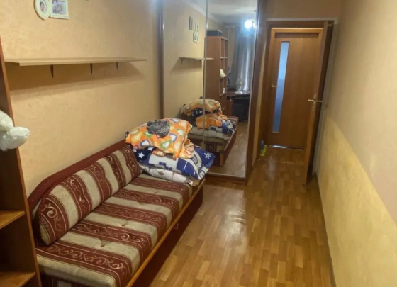Продаётся 3-х комн. кв-ра г.Донецк, Калининский р-н, ул. Марии Ульяновой. Донецк