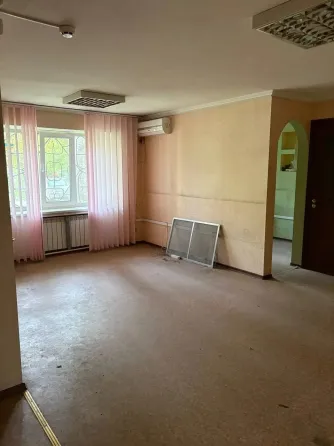 Продажа трёхкомнатной квартиры на ул. Краснофлотской (парк Гулливер) Донецк