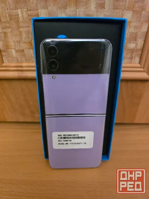 Samsung galaxy Z Flip 4. 8/256. Sim+eSim Донецк - изображение 2
