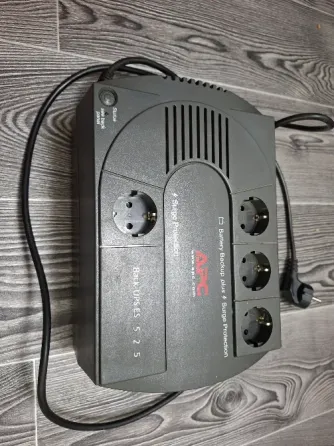 APC Back-UPS ES 525 (BE525-RS), 525 VA / 300 Вт. Енакиево
