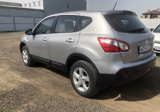 NISSAN QASHQAI, 2.0 Автомат cvt Донецк