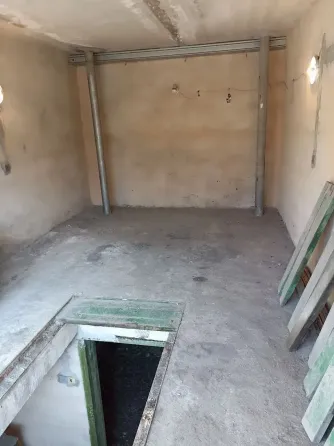 Продам капитальный гараж возле мкр-на Тихий (Петровский р-н) Донецк