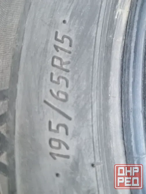 Продаю зимнюю резину 195 65 15,комплект Донецк - изображение 2