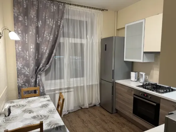 Сдам 2х комнатную квартиру в Ленинском районе Донецк