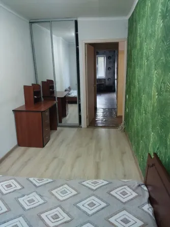 Сдам Реальную 3 к. кв. на Зеленом, с накопителем Макеевка