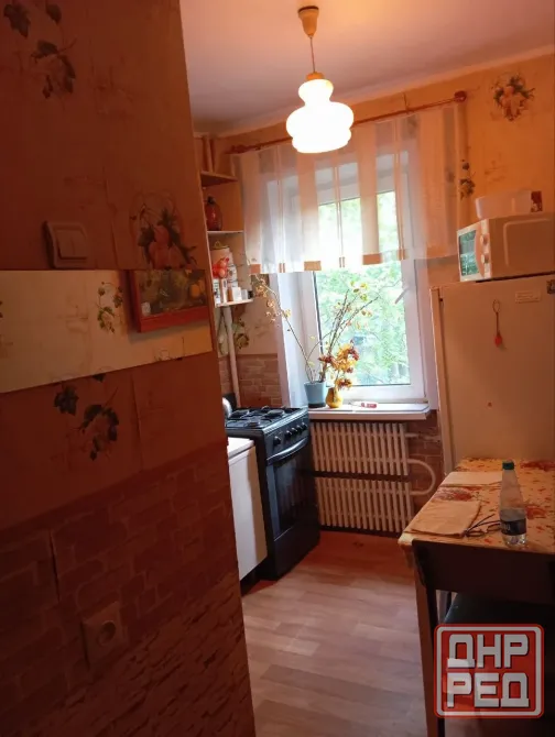 Продажа 1 к кв на Текстильщике, ул. Островского, 3 эт./9 Донецк - изображение 2