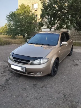 Продам отличный автомобиль Chevrolet Lacetti Енакиево
