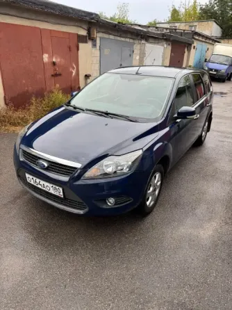 Продам Форд Фокус 2 универсал- идеальный семейный автомобиль ! Макеевка